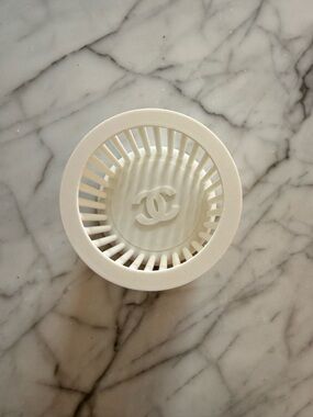 CHANEL Cream Round makeup brush holder